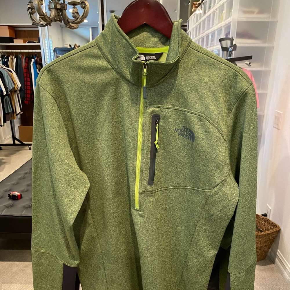 North Face Men’s Pullover